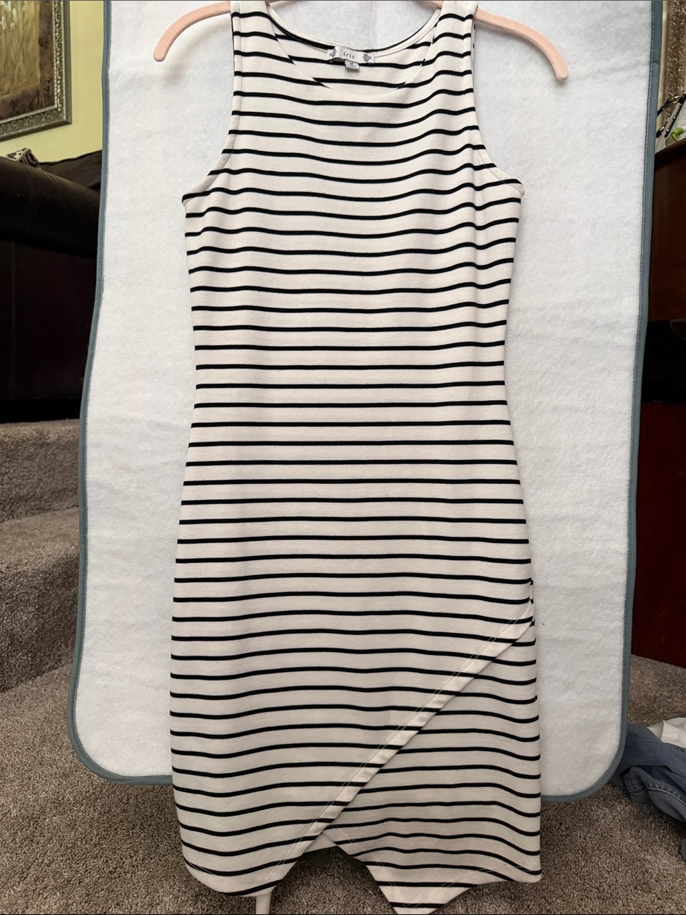 Striped Sleeveless Midi Dress - White & Black